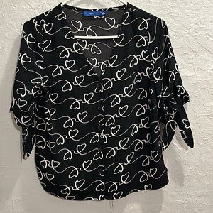 Apt. 9 Women’s All over heart design - NWOT